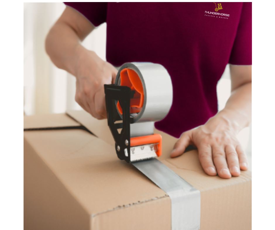 Mover packing selected items.
